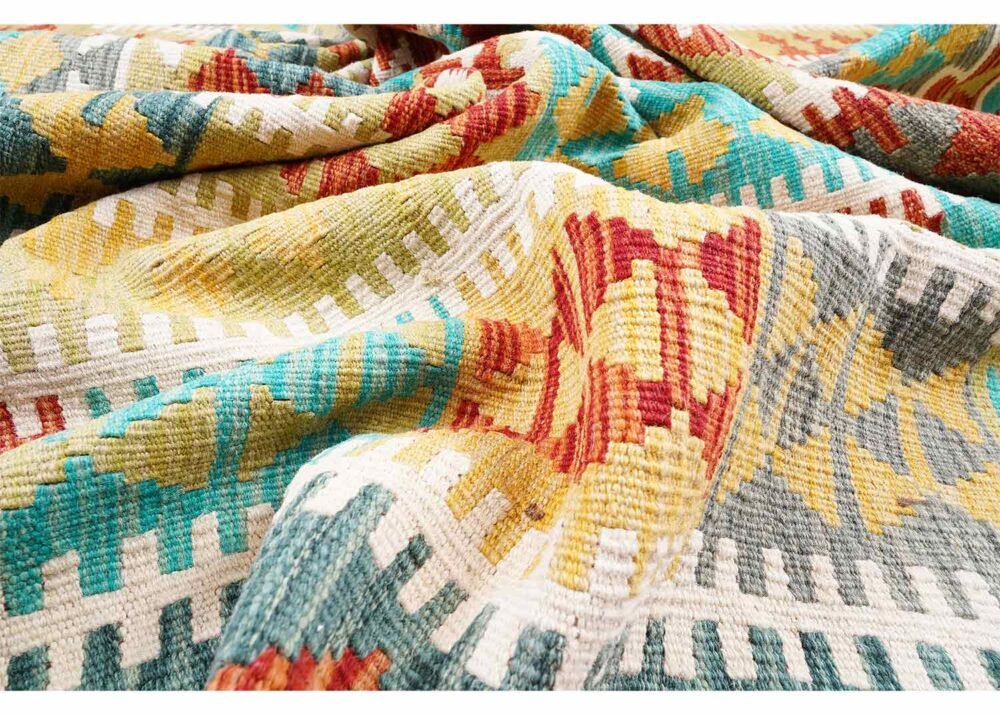 Durable 8 x 6 Outdoor Rug Kilim Design Handwoven with Wool