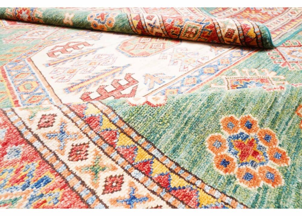 Exclusive Sherwan Red and Green Rug 8x6 ft Handknotted Traditional