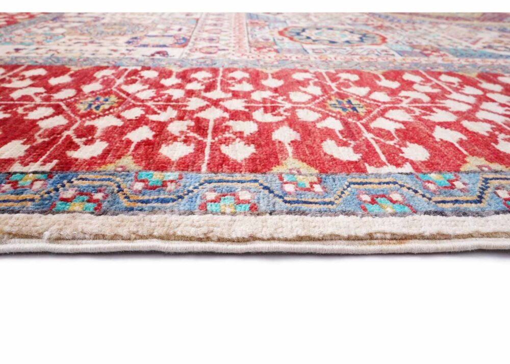 Premium Traditional Memluk Beige Rug with Red Border 5.5x7 ft