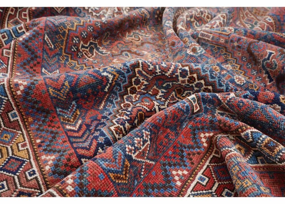 Shiraz Traditional Vintage Wool Rug Hand-knotted 6x4.5 ft