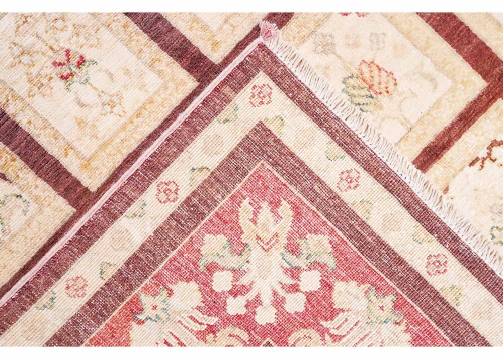 Traditional Beige Checkered Rug 7.6x5.5 ft Hand-Knotted 1001 Bilicik