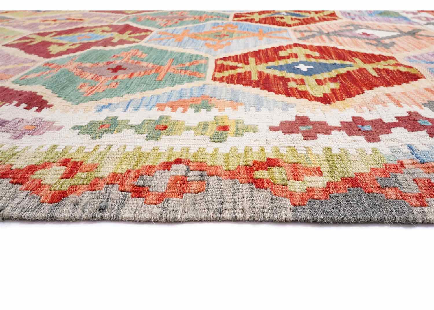Unique Colorful Wool Rugs Handwoven Kilim 6x5 ft Area Type