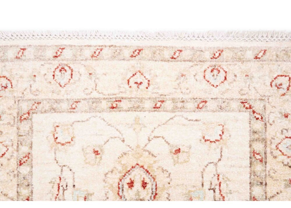 Usak Beige Small Rug Handknotted Traditional Floral Pattern 2.8x2 ft