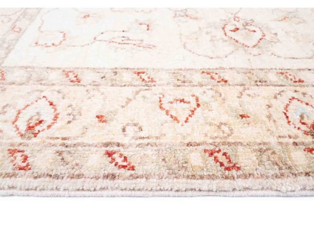 Usak Beige Small Rug Handknotted Traditional Floral Pattern 2.8x2 ft
