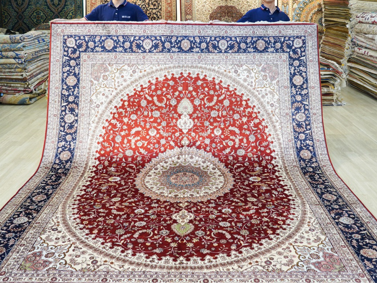 Why Silk Persian Rugs Are Worth the Investment RUgs1