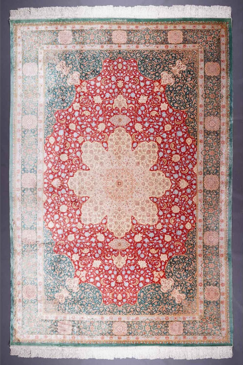Medallion Green and Red Area Rug 9.7x6.7 ft Bamboo Silk - Rugs 1