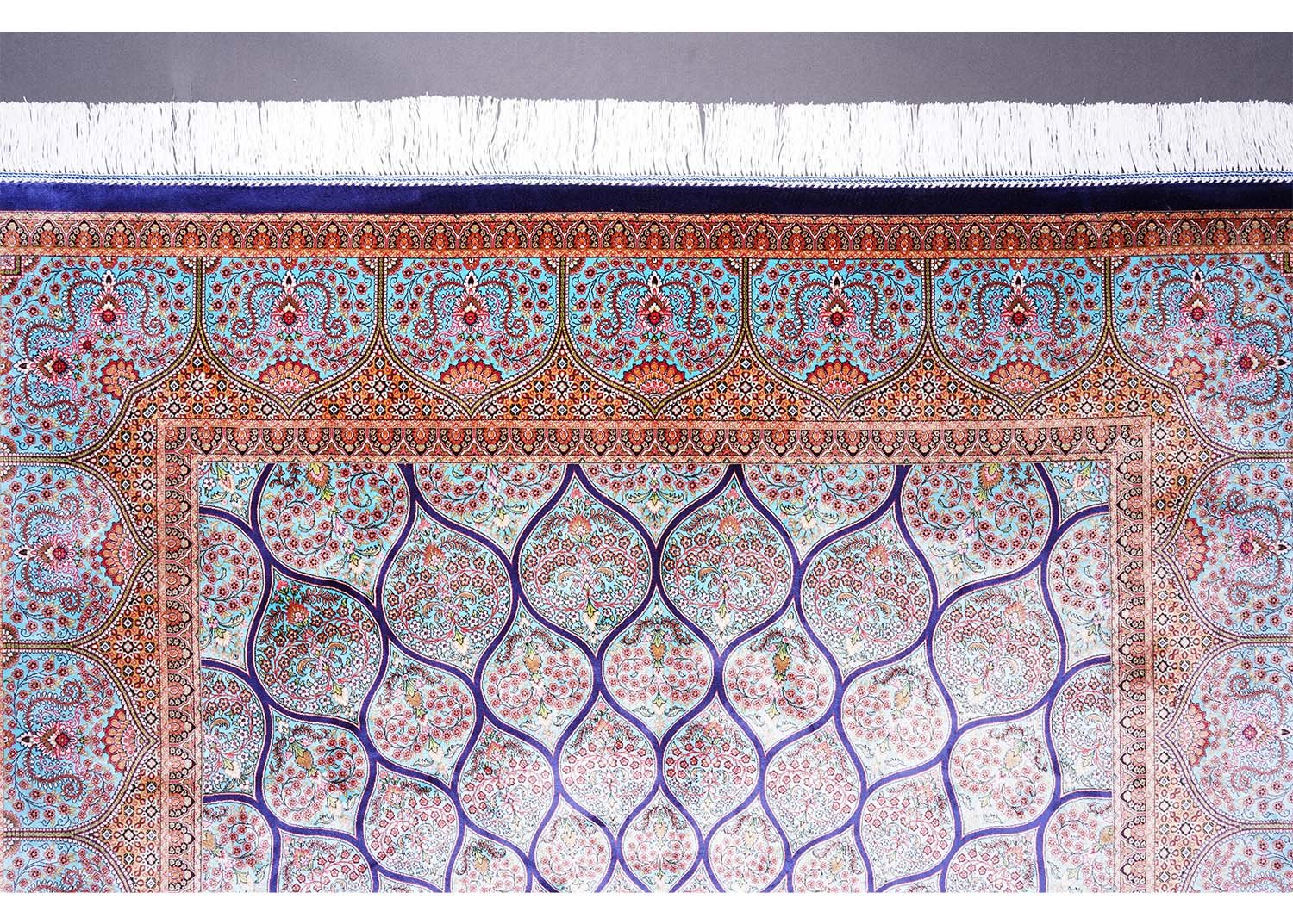 Best Rugs for Bedroom Blue Silk Medallion 4.9x7.3 ft - Rugs 1