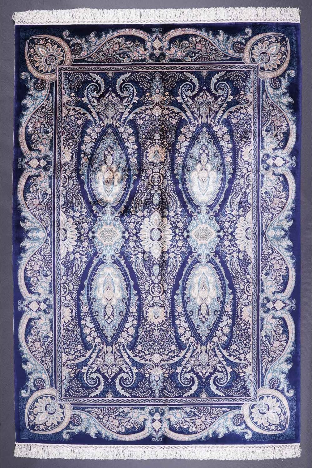 Blue Oriental Rug Bamboo Silk Medallion 6.2x4.2 ft - Rugs 1