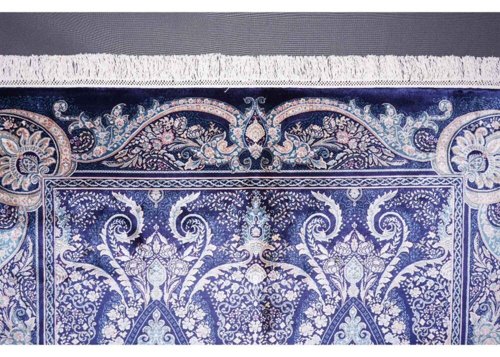 Blue Oriental Rug Bamboo Silk Medallion 6.2x4.2 ft - Rugs 1