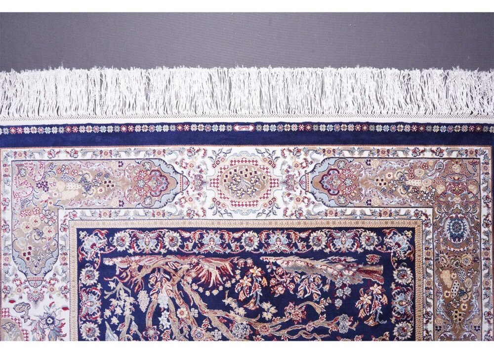 Blue and Beige Carpet 3.9x5.9 ft Medallion Silk Rug - Rugs 1