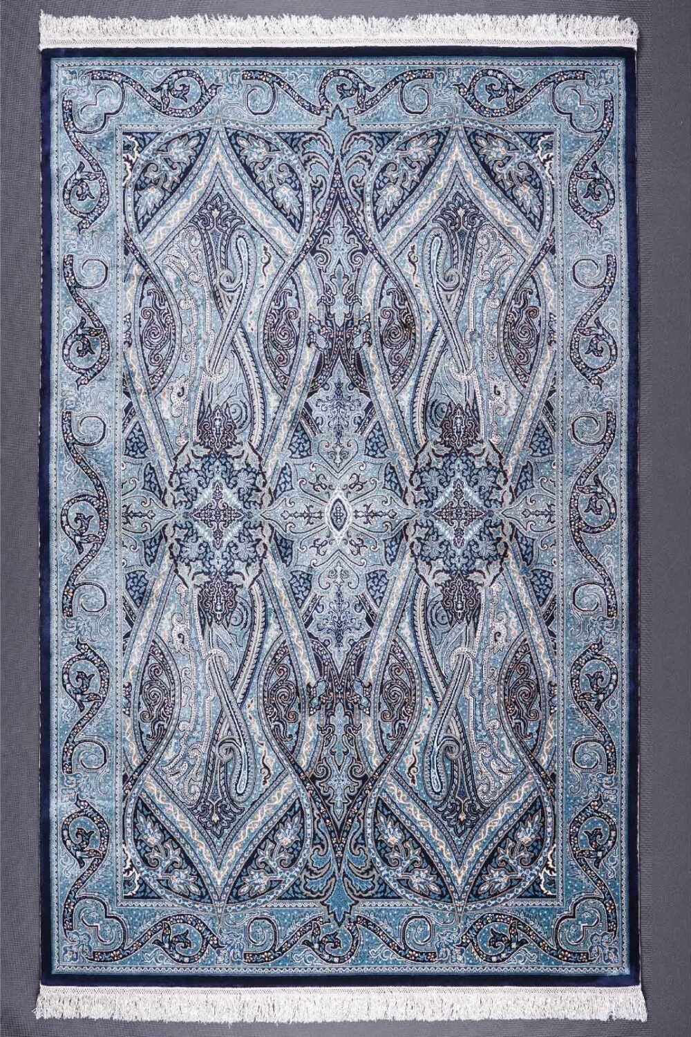 Blue and Beige Outdoor Rug 3.9x5.9 ft Medallion Bamboo Silk - Rugs 1