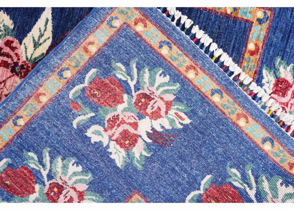 High-end Horgan Blue Area Rug - Traditional Floral Pattern 8.2x5.7 ft