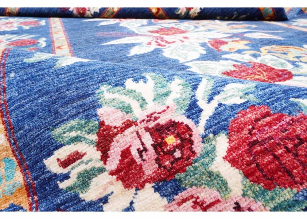 High-end Horgan Blue Area Rug - Traditional Floral Pattern 8.2x5.7 ft