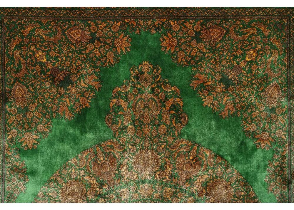 Medallion Green Silk Rug with Gold Accent 9.8x6.3 ft Bamboo Silk - Rugs 1