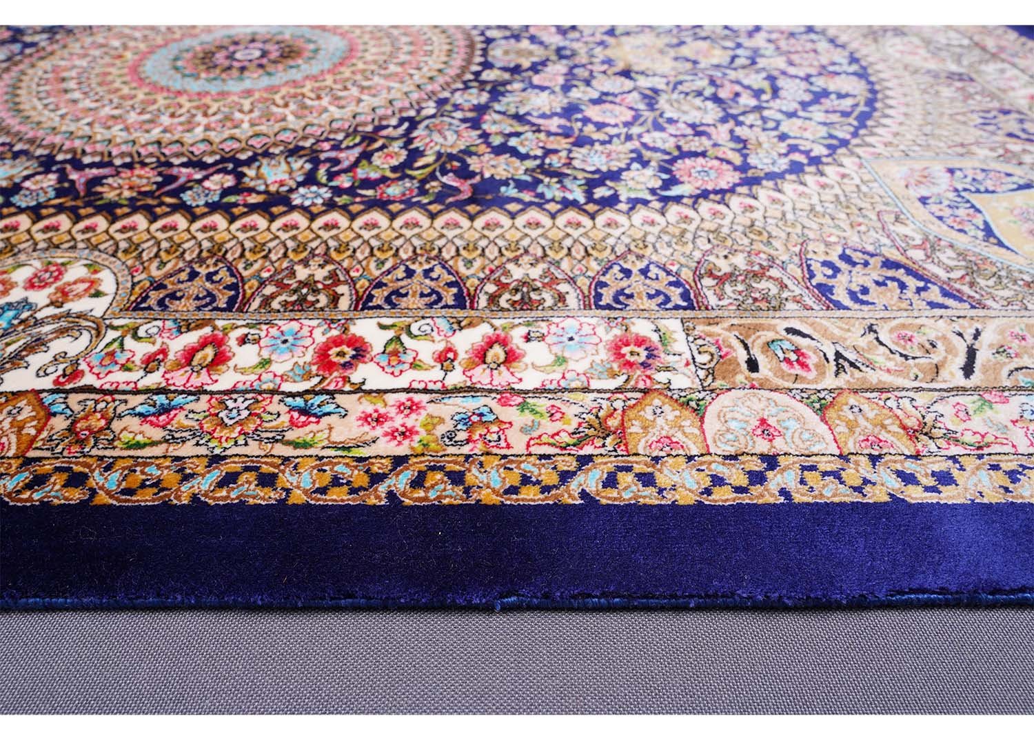 Oriental Small Throw Rugs Washable 2.6x3.9 Medallion Silk - Rugs 1