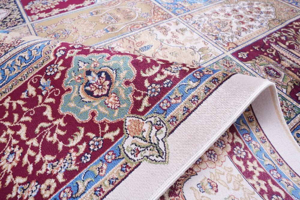 Red Medallion Rug 3.9x5.9 ft Machine Made Silk - Rugs 1