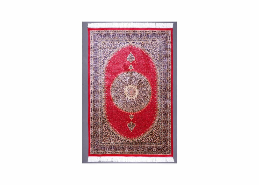 Red Oriental Area Rug Silk Medallion 3.9x5.9 ft - Rugs 1