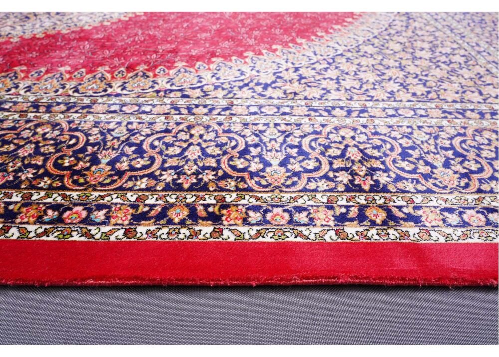 Red Oriental Area Rug Silk Medallion 3.9x5.9 ft - Rugs 1