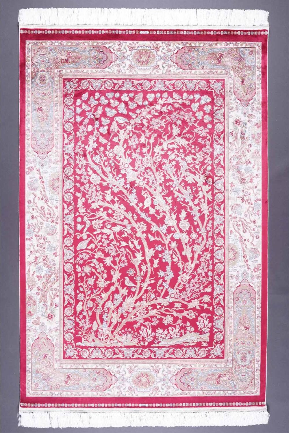 Red Silk Area Rug 3.9x5.9 ft Turkish Medallion - Rugs 1