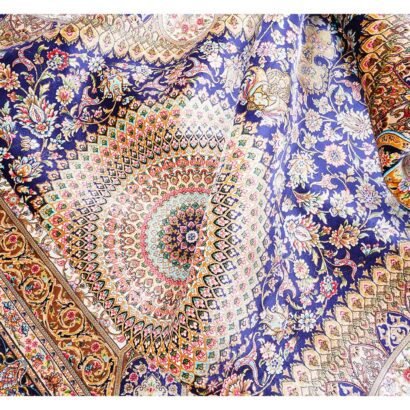 Rug for Under Dining Table Silk Medallion 4.9x7.3 ft - Rugs 1