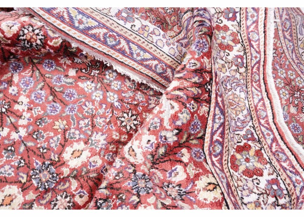 Semi-Old Kayseri Red Cotton Rug - Traditional Floral Pattern 11x4.9 ft