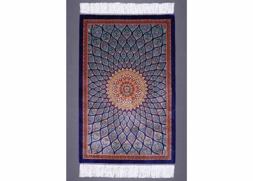 Small Blue Rug for Bedroom Silk-Bamboo 1.9x2.9 ft Medallion - Rugs 1