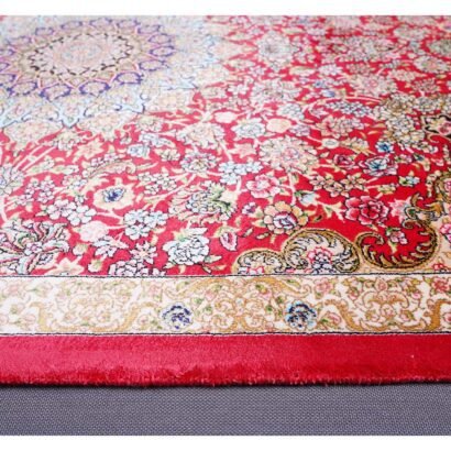 Small Red Throw Rug Silk-Bamboo 1.9x2.9 ft Medallion - Rugs 1