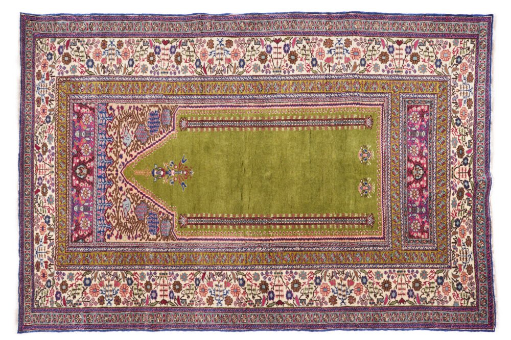 Simple rug design