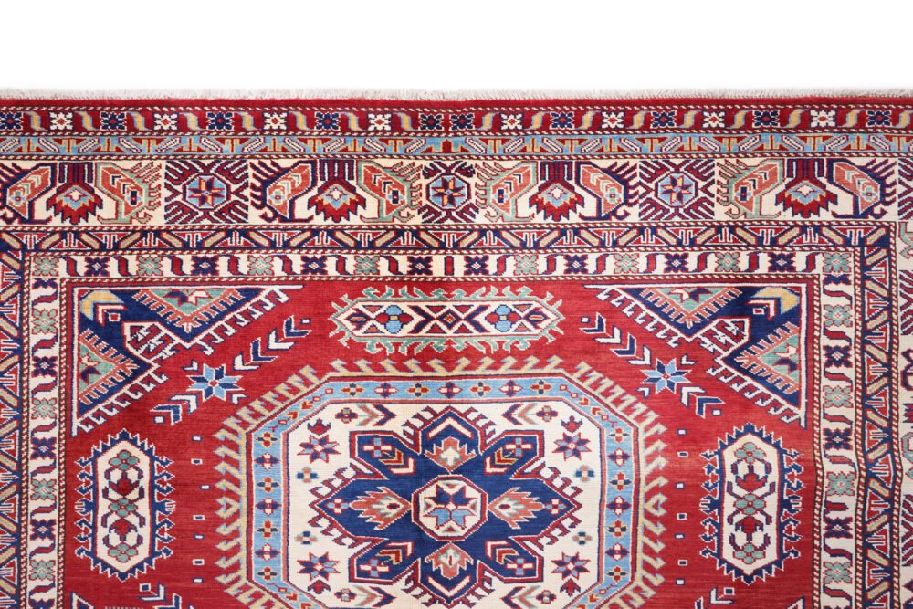 Oriental Sirvan Rug