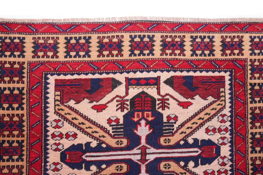 Traditional rug style