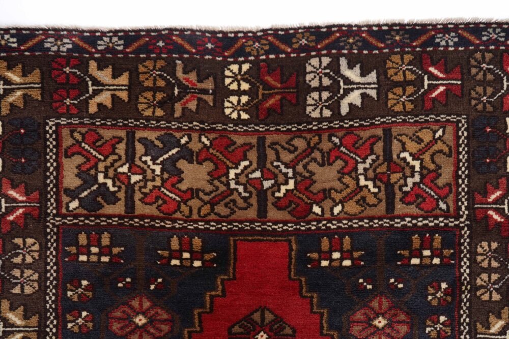 Decorative area rug