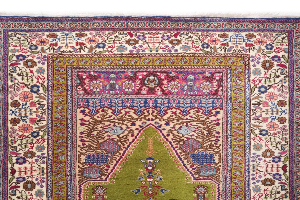 Simple rug design
