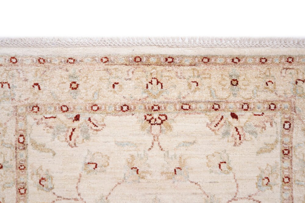 simple rug for living spaces