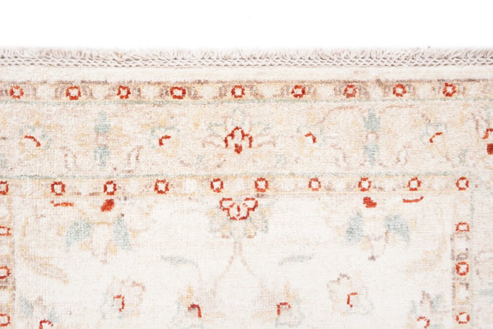 simple rug for living spaces