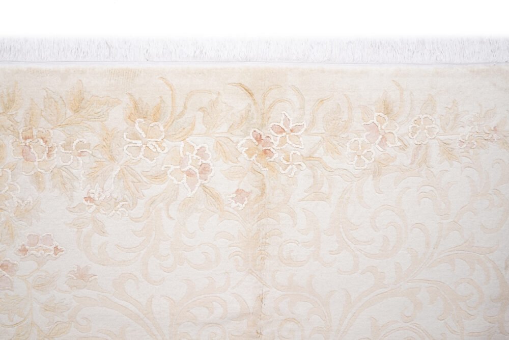 simple rug for living spaces