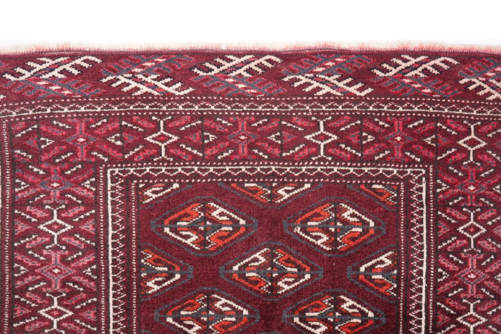 red rug with simple design