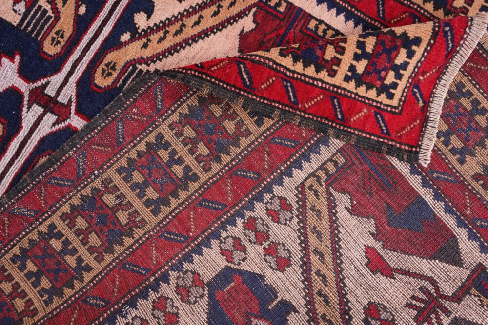 Traditional rug style