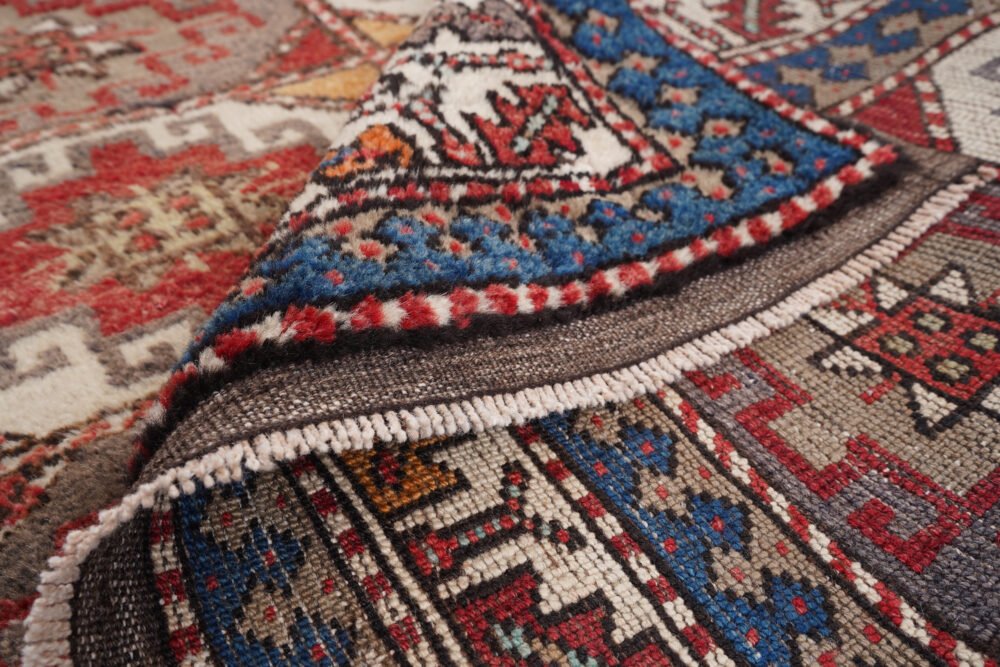Timeless rug pattern for modern homes