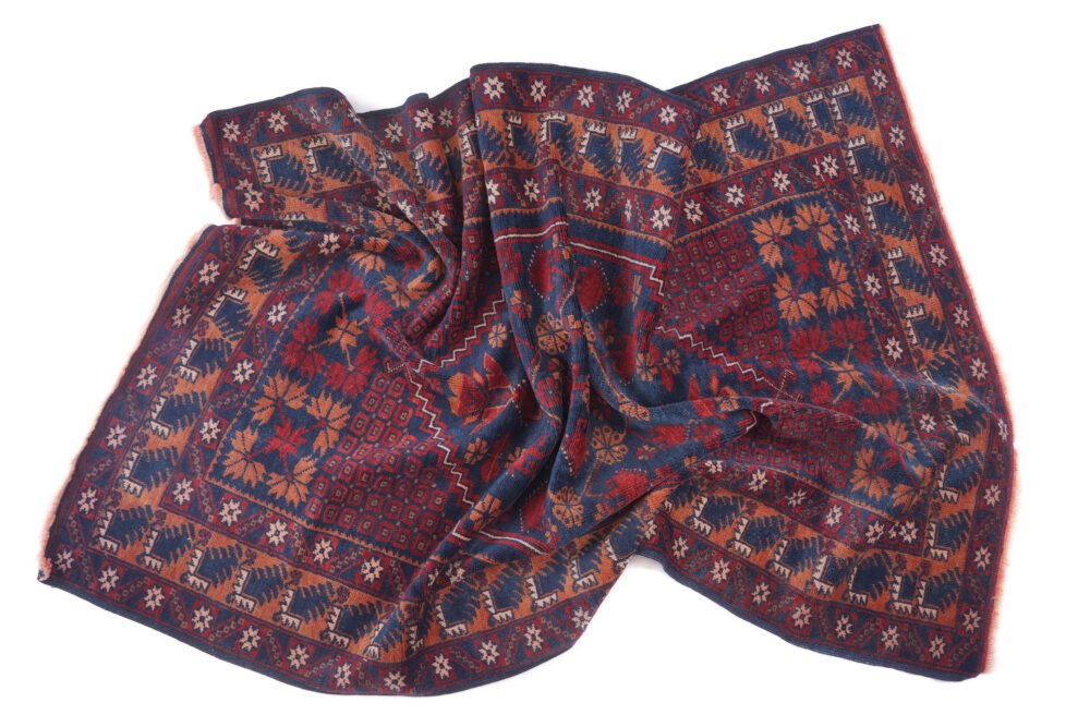 All-season indoor rug