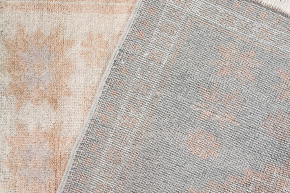 neutral wool rug