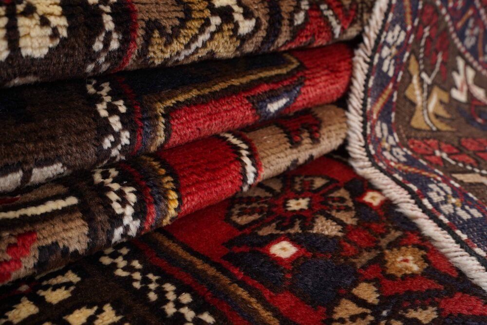 Decorative area rug