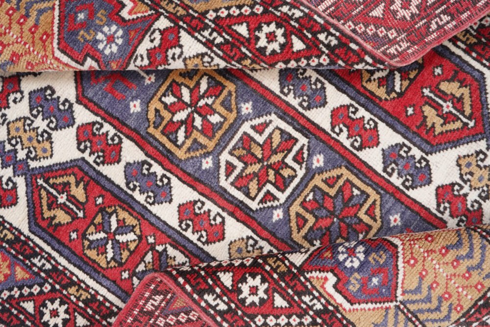 Simple rug for everyday living