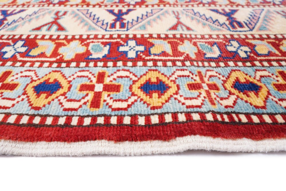 Minimalist rug design