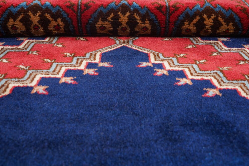 Hand-Knotted Derbent Rug – Blue & Red Wool Turkish Prayer Rug | Rugs1