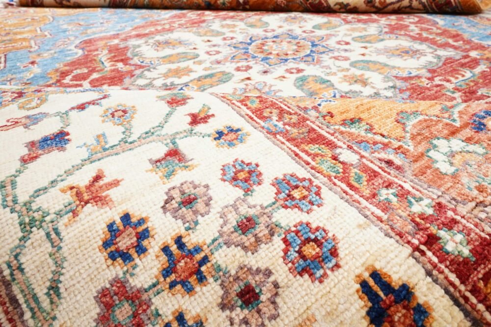 Oriental Usak Rug