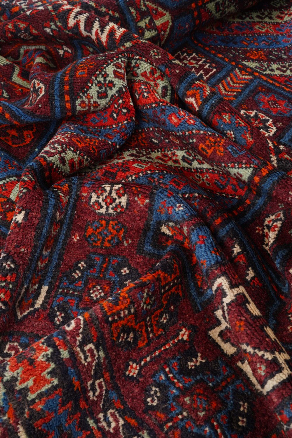 Shiraz Oriental Rug