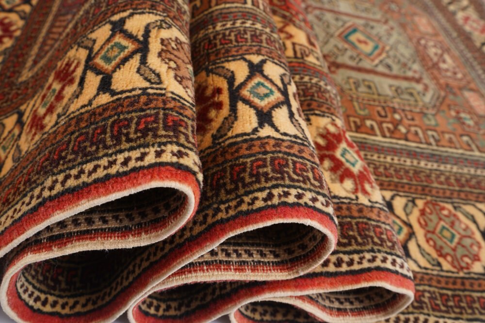 neutral rug for modern homes