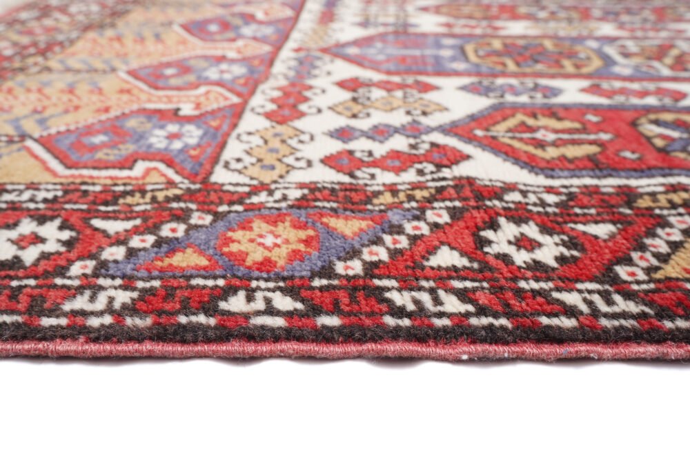 Simple rug for everyday living
