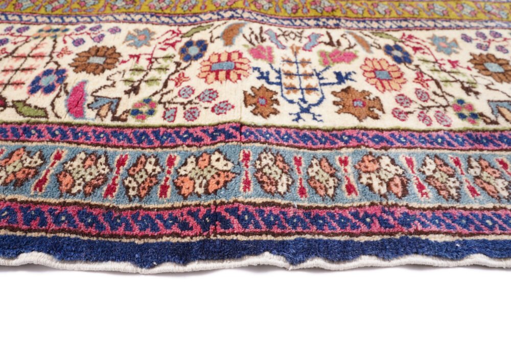 Simple rug design