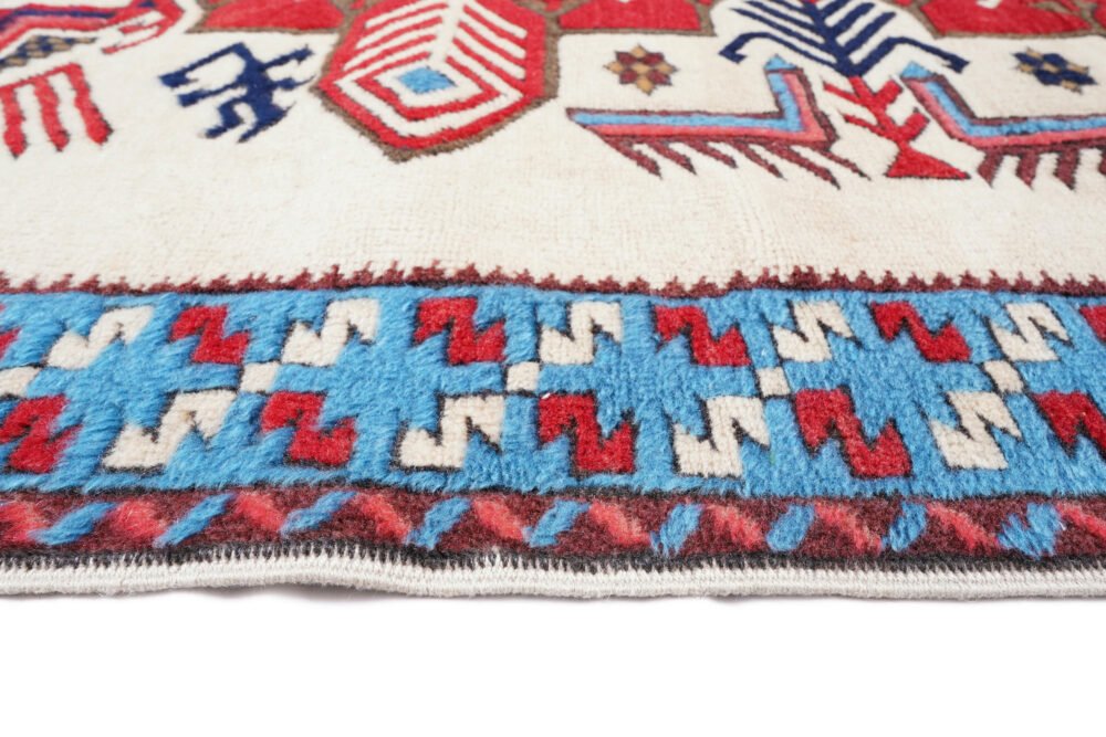 Versatile home rug